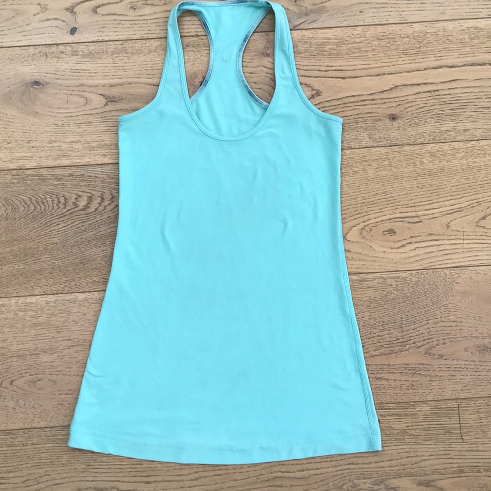 Size 4 lululemon cool racerback